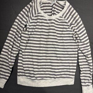Old Navy Women’s White & Gray Striped Long Sleeve Sweater – Size L